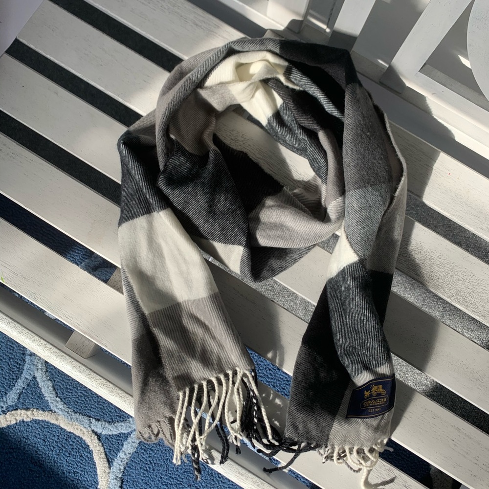 COACH Block scarf